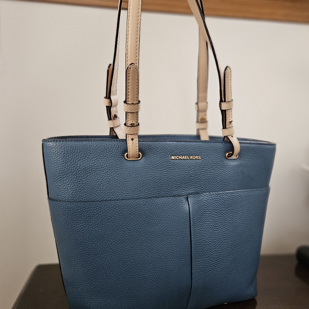 Michael Kors Bedford purse